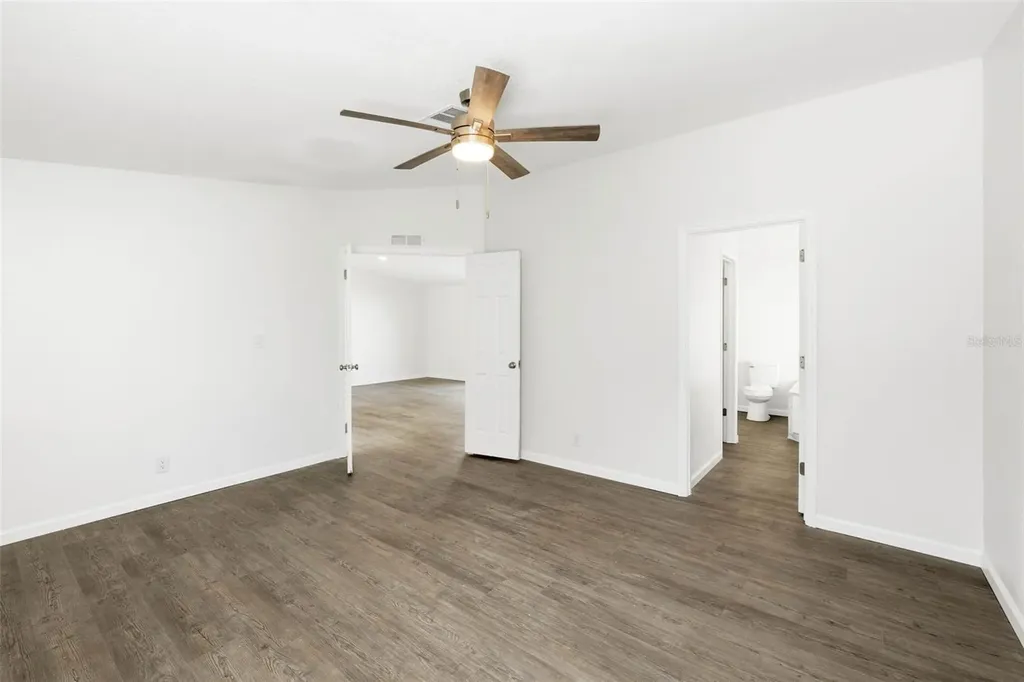 5180 Lexington Circle Wildwood FL 34785