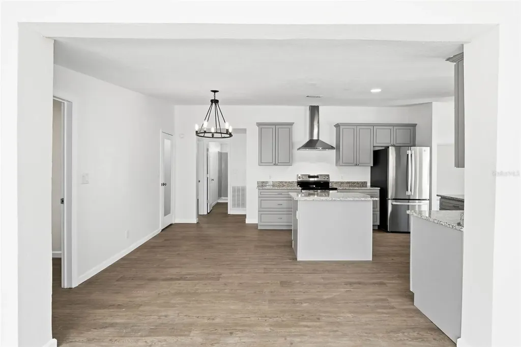 5180 Lexington Circle Wildwood FL 34785