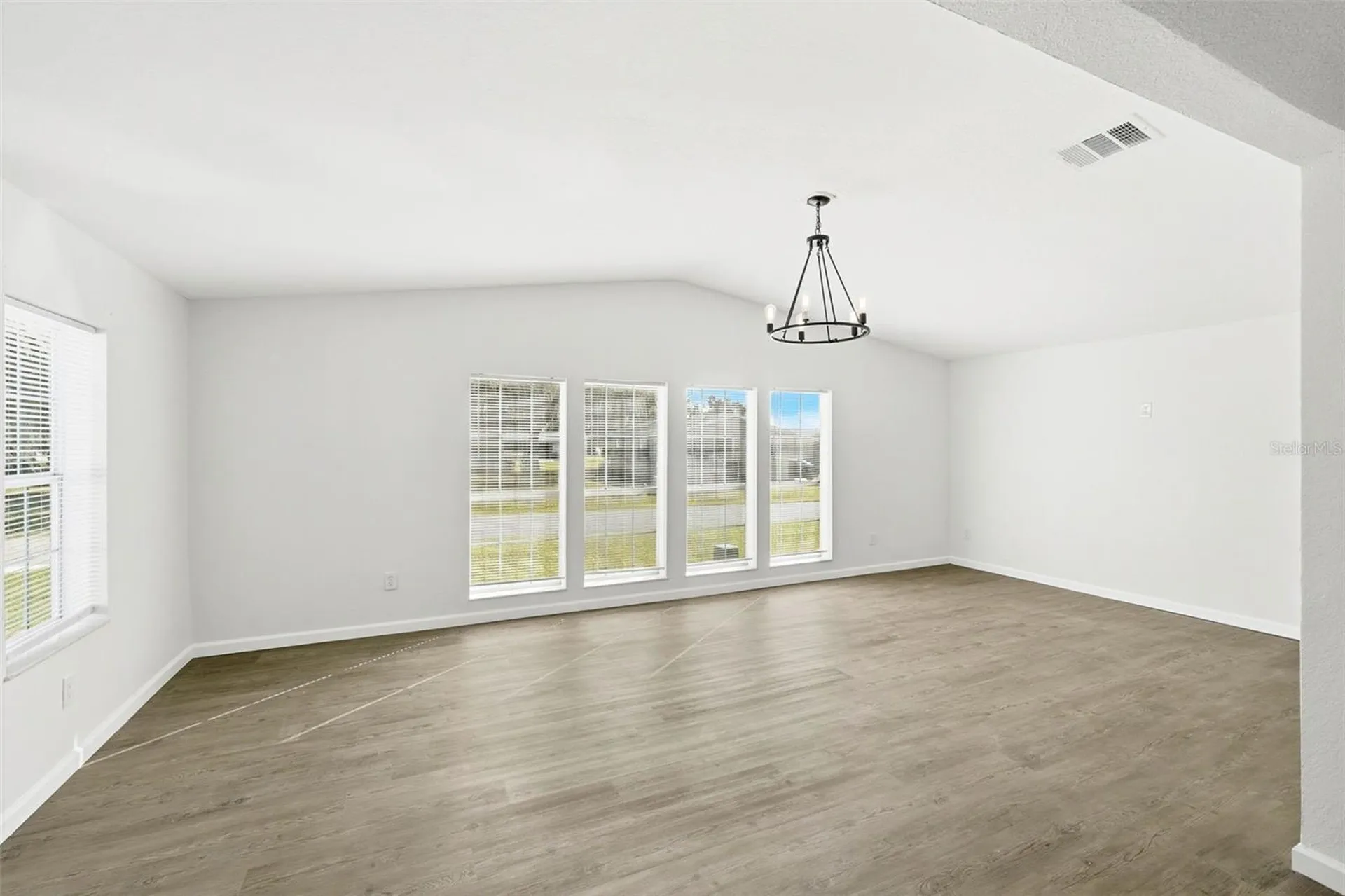 5180 Lexington Circle Wildwood FL 34785