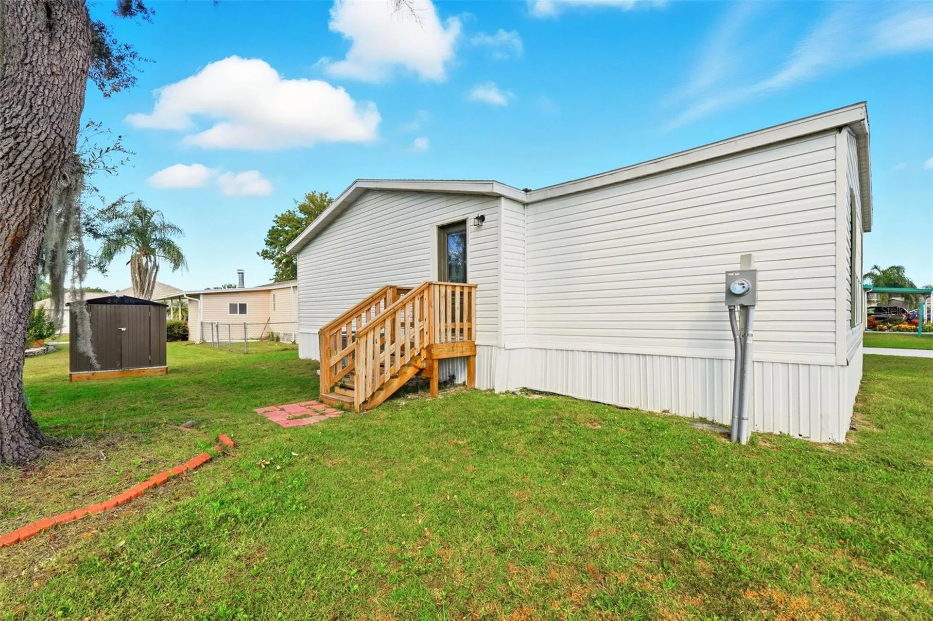 5180 Lexington Circle Wildwood FL 34785
