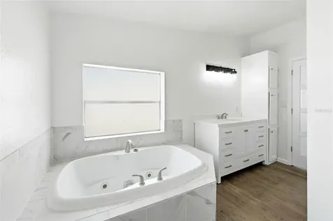 5180 Lexington Circle Wildwood FL 34785