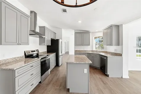 5180 Lexington Circle Wildwood FL 34785