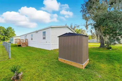 5180 Lexington Circle Wildwood FL 34785
