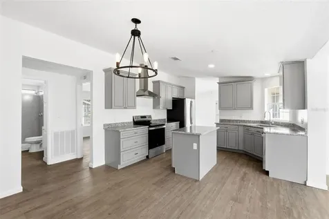 5180 Lexington Circle Wildwood FL 34785