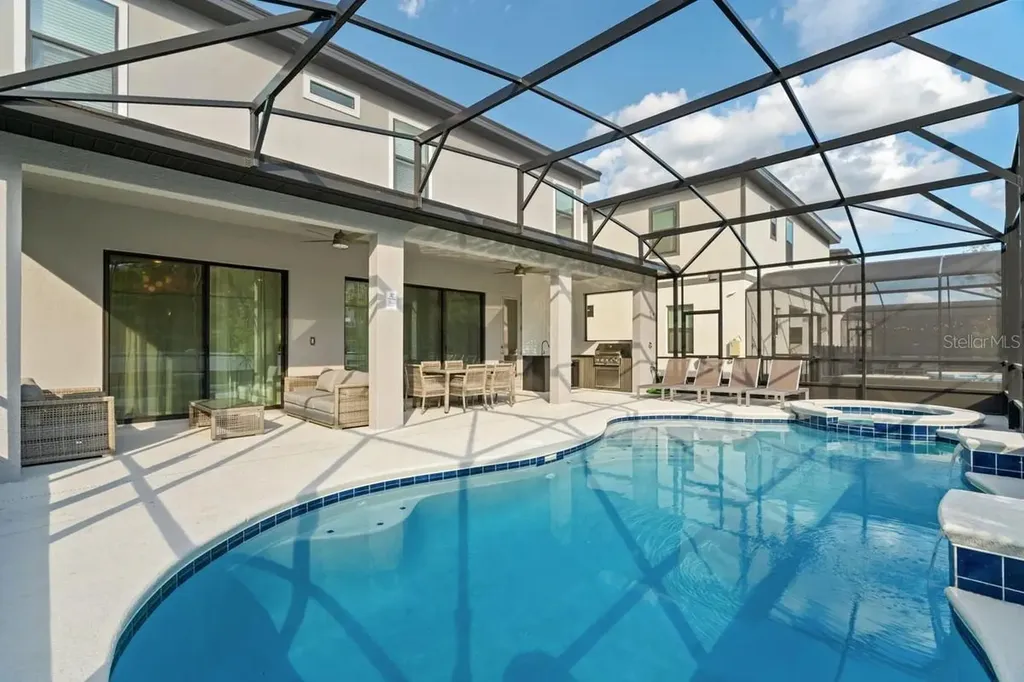 5803 High Seas Drive Orlando FL 32821