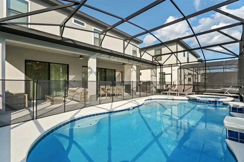 5803 High Seas Drive Orlando FL 32821