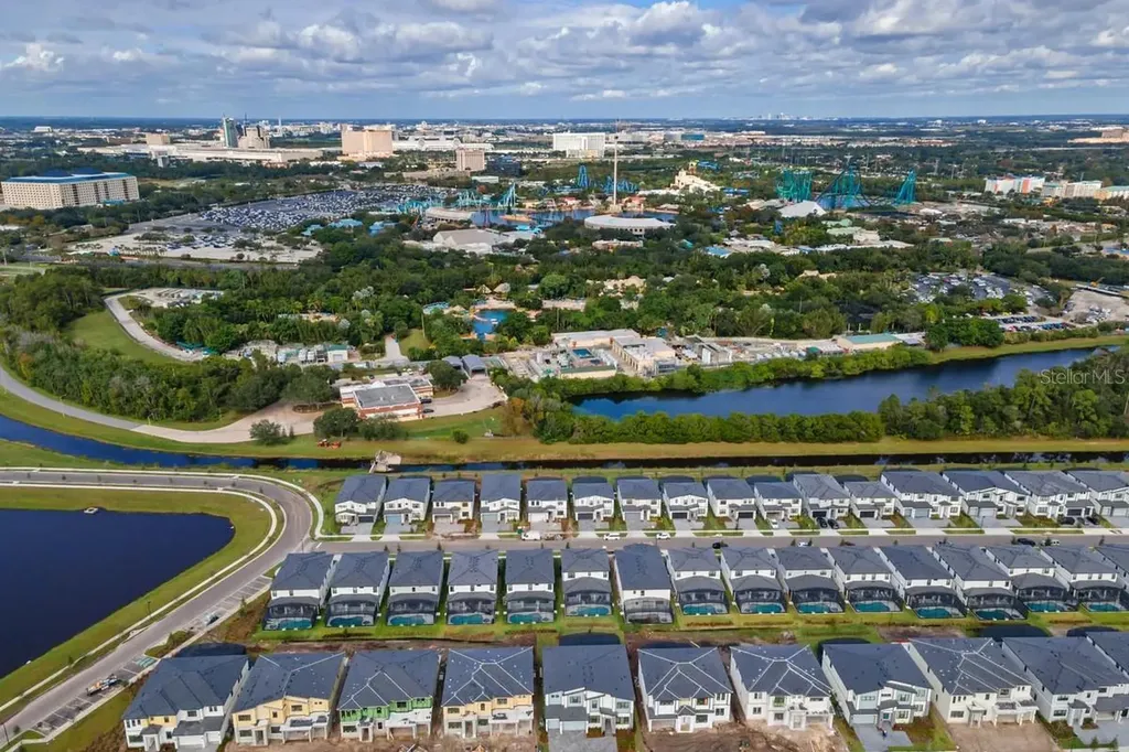 5803 High Seas Drive Orlando FL 32821