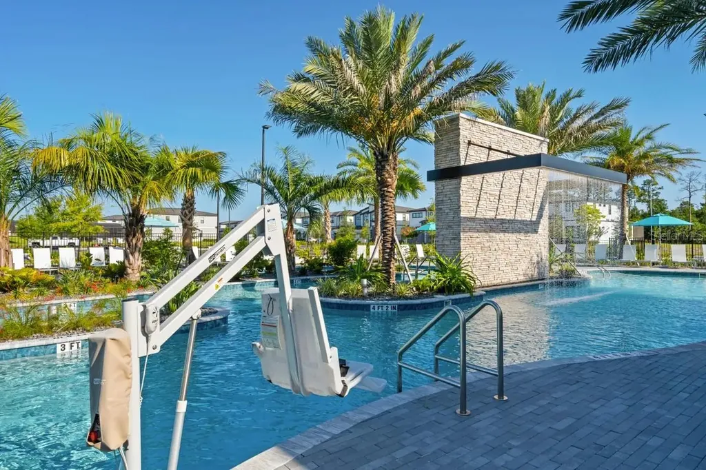 5803 High Seas Drive Orlando FL 32821