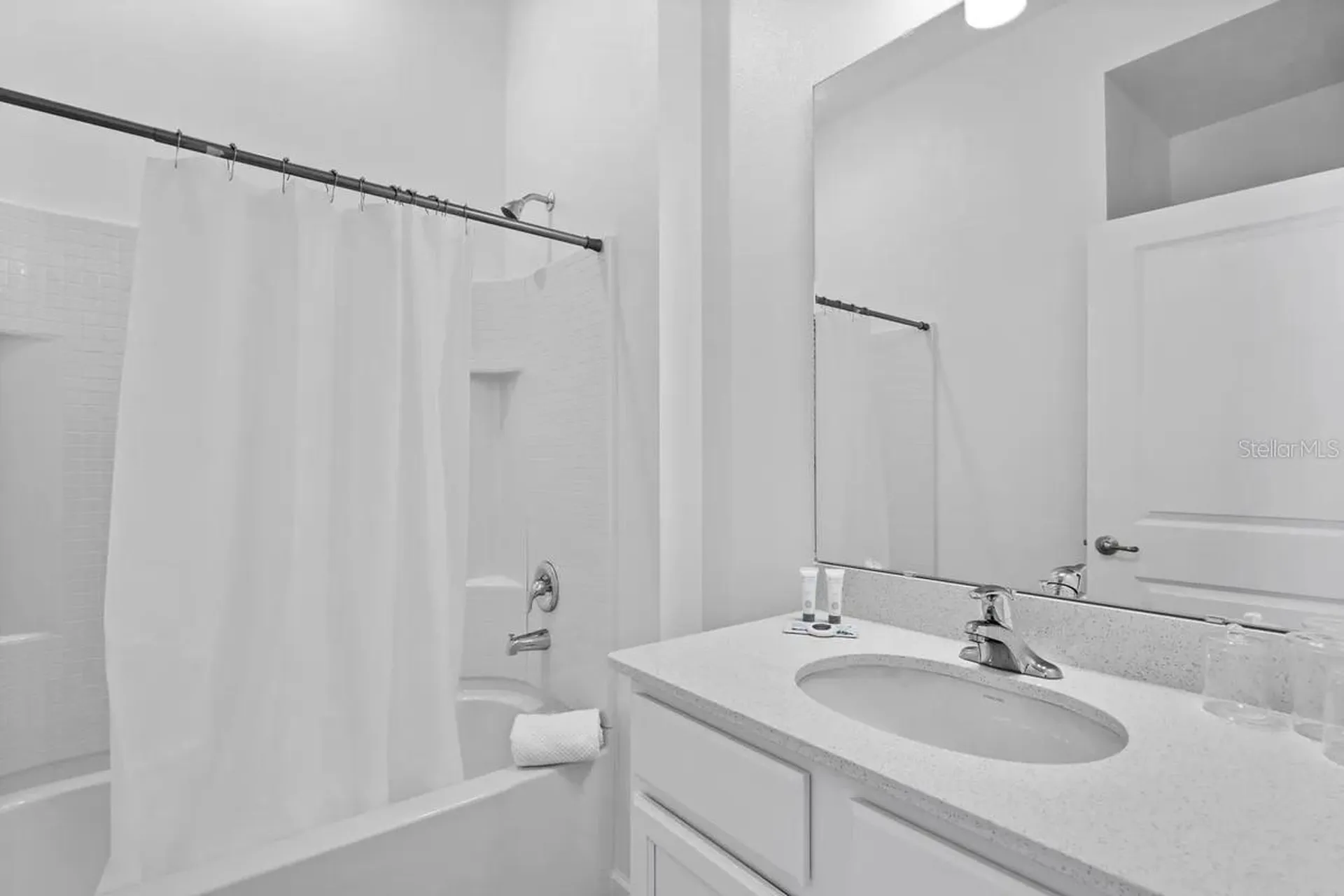 5803 High Seas Drive Orlando FL 32821