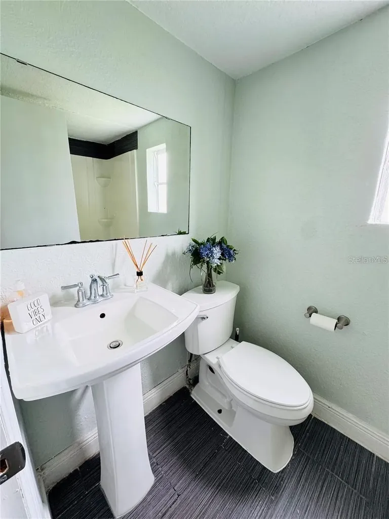 368 Alison Daphne Circle Orlando FL 32833