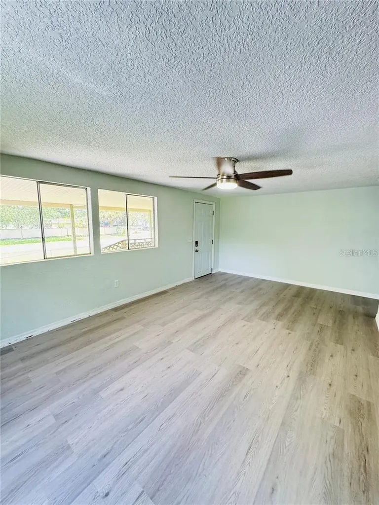368 Alison Daphne Circle Orlando FL 32833