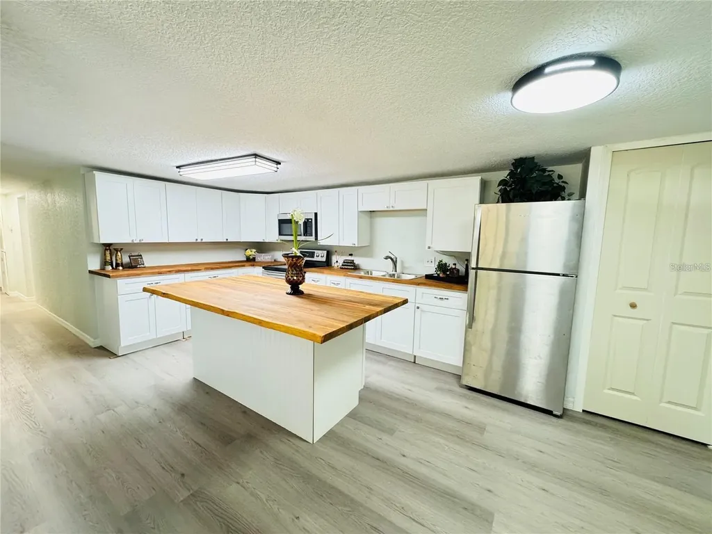 368 Alison Daphne Circle Orlando FL 32833