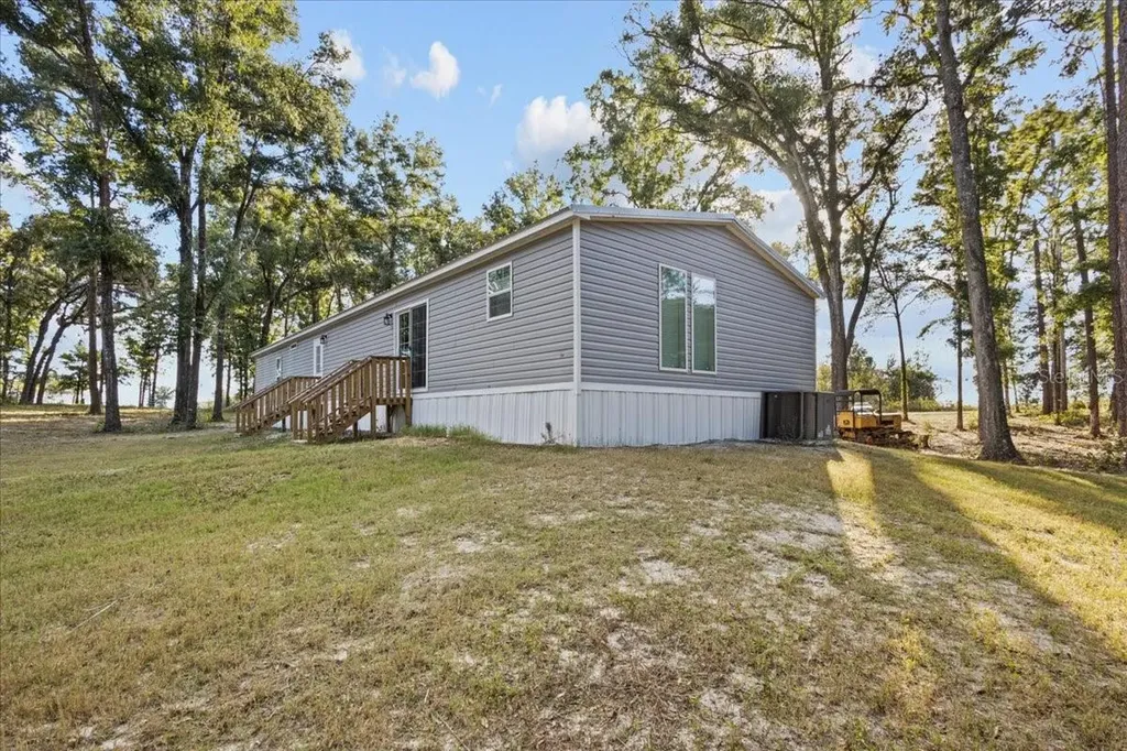 4654 NW 45th Avenue Bell FL 32619