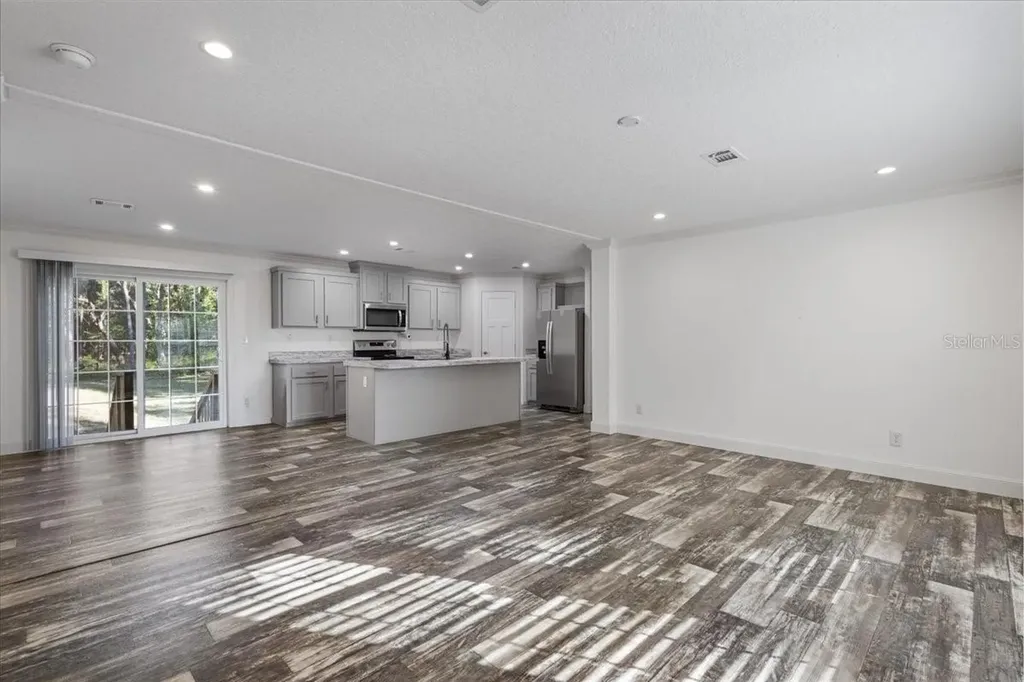 4654 NW 45th Avenue Bell FL 32619