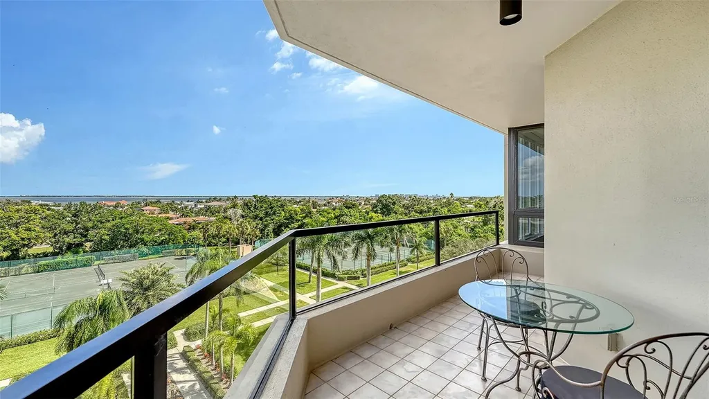 1211 Gulf Of Mexico Drive Longboat Key FL 34228