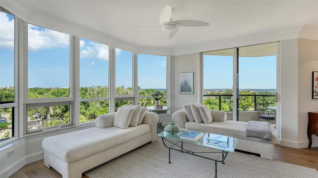 1211 Gulf Of Mexico Drive Longboat Key FL 34228