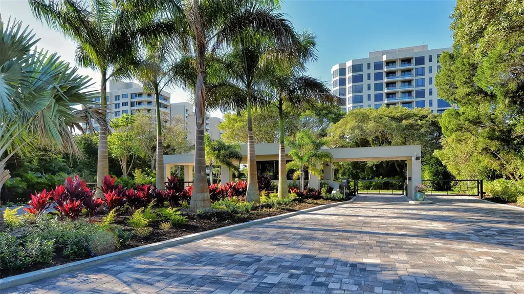 1211 Gulf Of Mexico Drive Longboat Key FL 34228