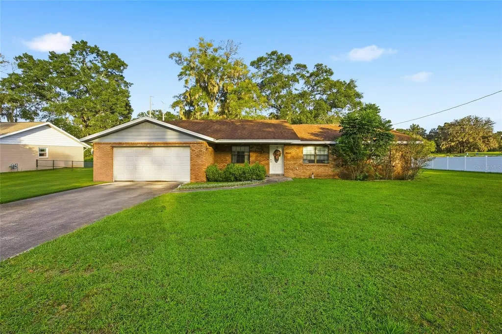 1741 SE 43rd Terrace Ocala FL 34471
