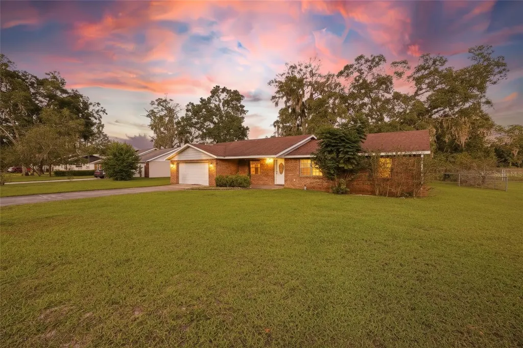 1741 SE 43rd Terrace Ocala FL 34471