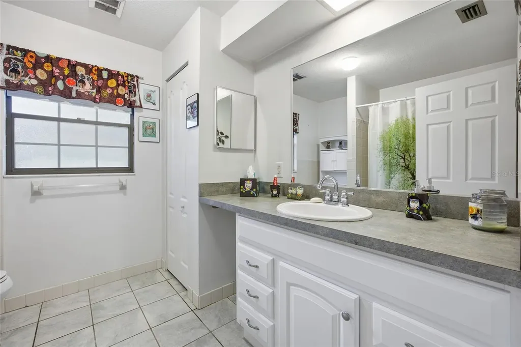 1741 SE 43rd Terrace Ocala FL 34471