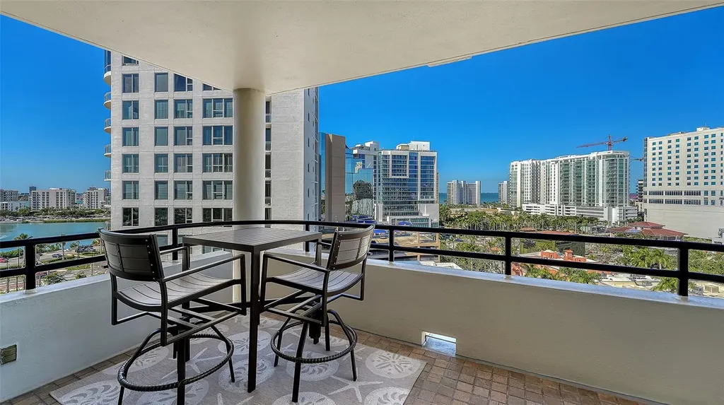 1255 N Gulfstream Avenue Sarasota FL 34236
