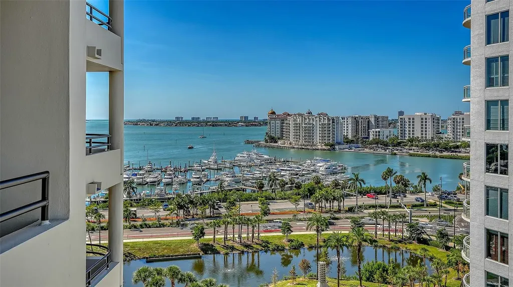 1255 N Gulfstream Avenue Sarasota FL 34236
