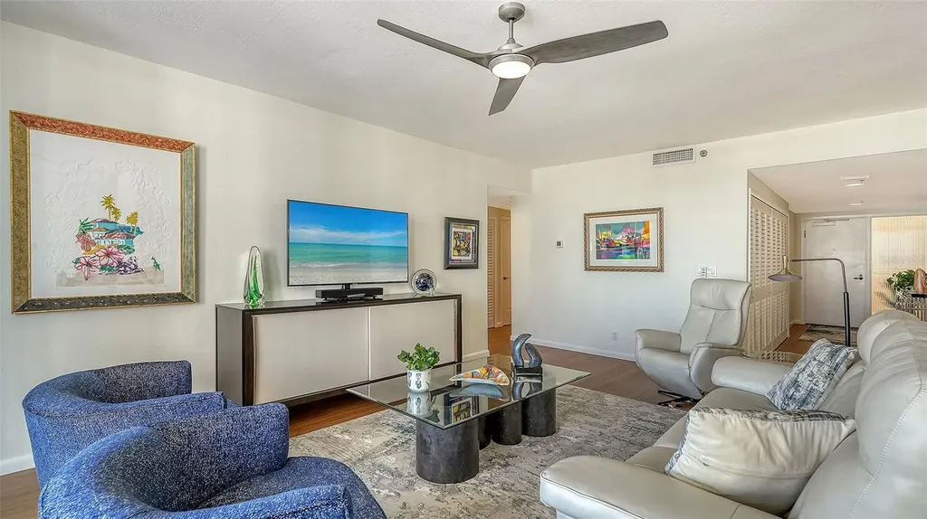 1255 N Gulfstream Avenue Sarasota FL 34236