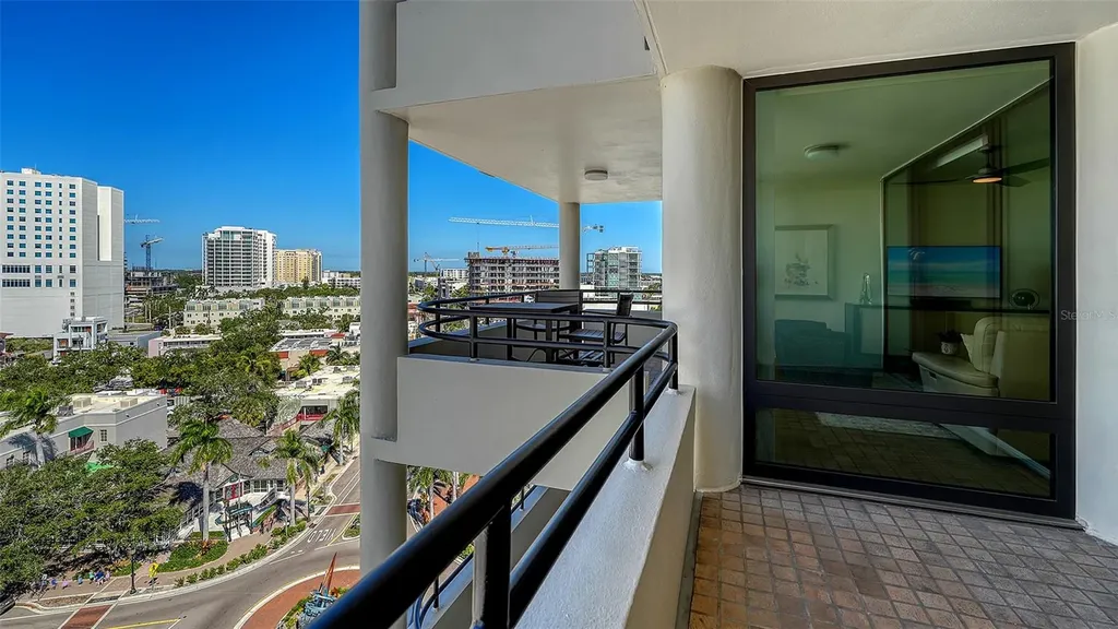 1255 N Gulfstream Avenue Sarasota FL 34236