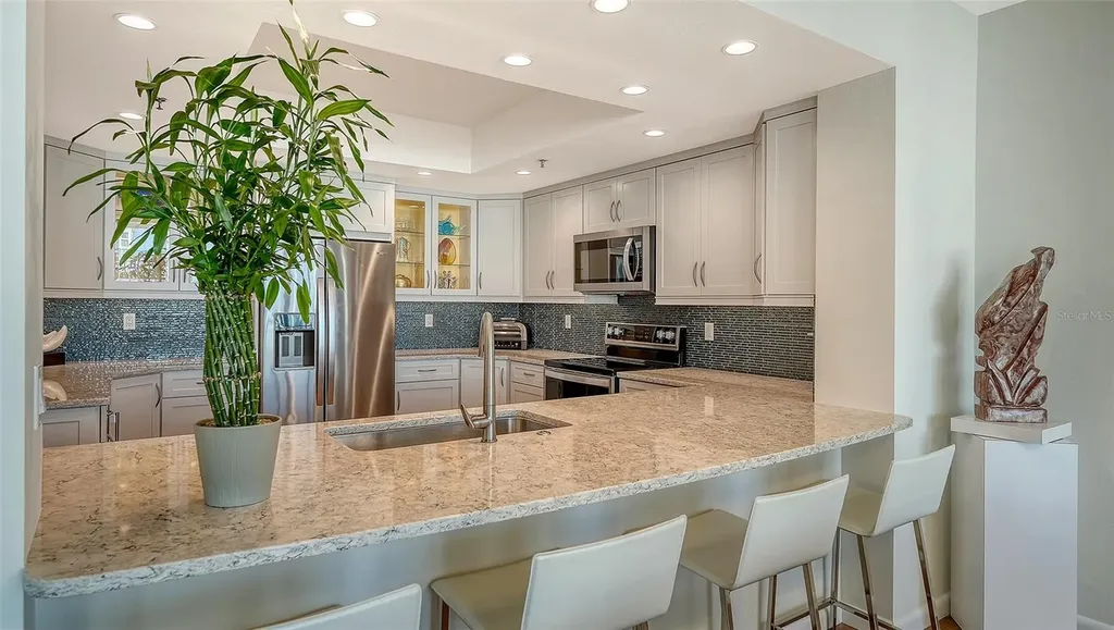 1255 N Gulfstream Avenue Sarasota FL 34236
