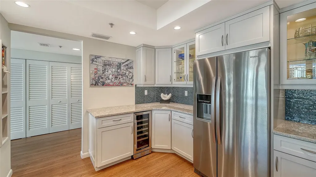 1255 N Gulfstream Avenue Sarasota FL 34236