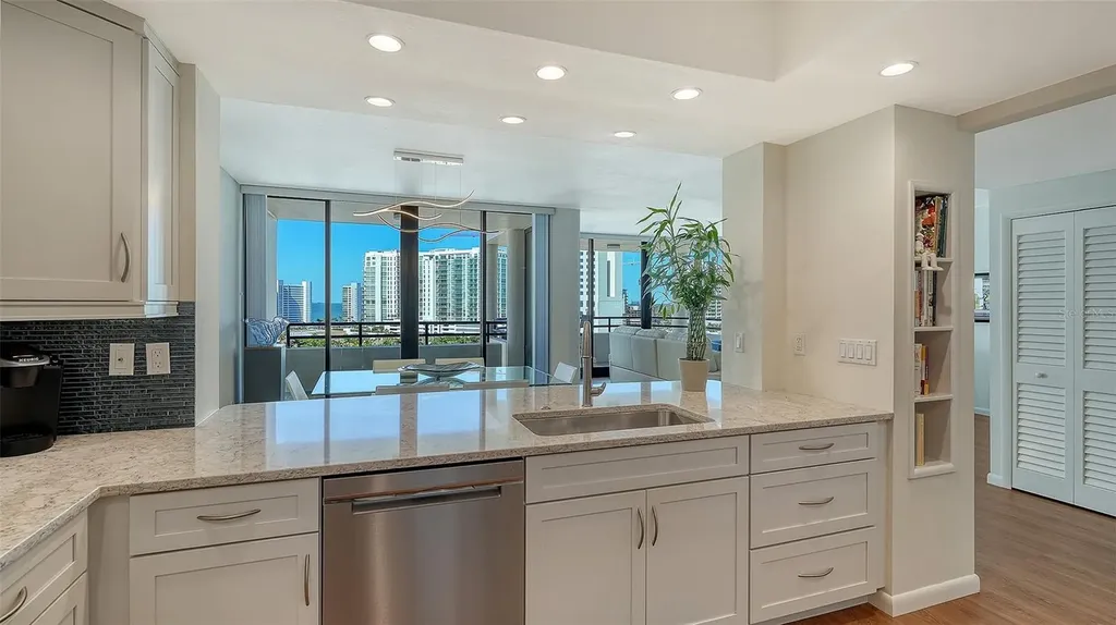 1255 N Gulfstream Avenue Sarasota FL 34236