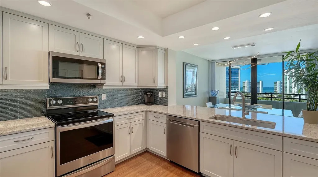 1255 N Gulfstream Avenue Sarasota FL 34236