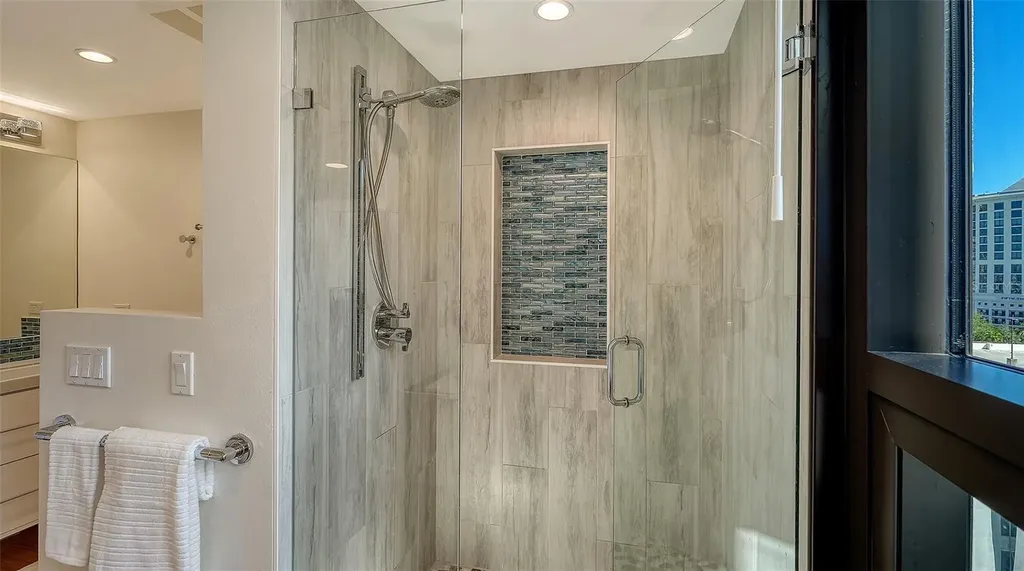 1255 N Gulfstream Avenue Sarasota FL 34236