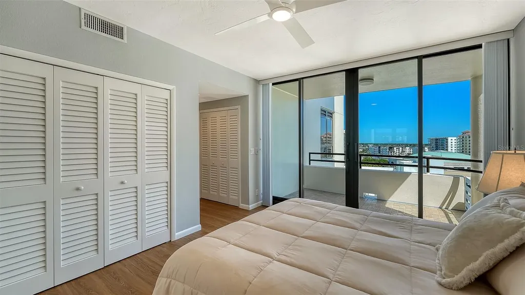 1255 N Gulfstream Avenue Sarasota FL 34236