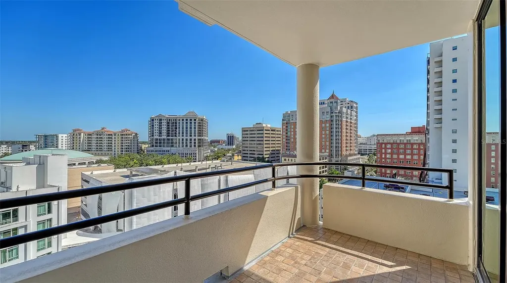1255 N Gulfstream Avenue Sarasota FL 34236