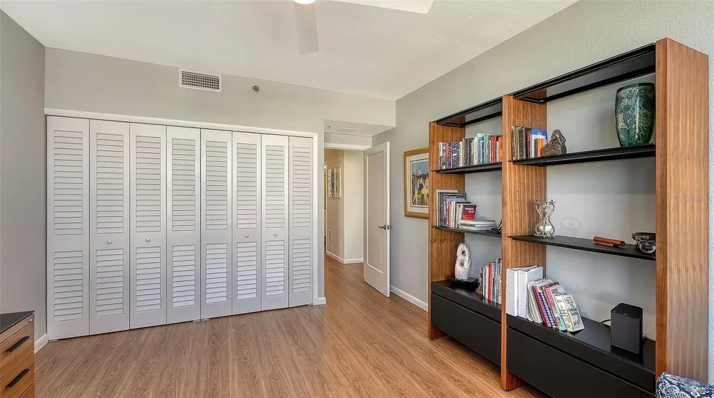 1255 N Gulfstream Avenue Sarasota FL 34236