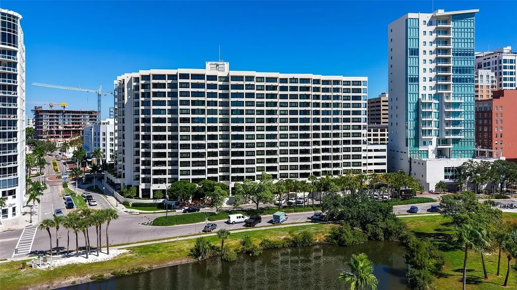 1255 N Gulfstream Avenue Sarasota FL 34236