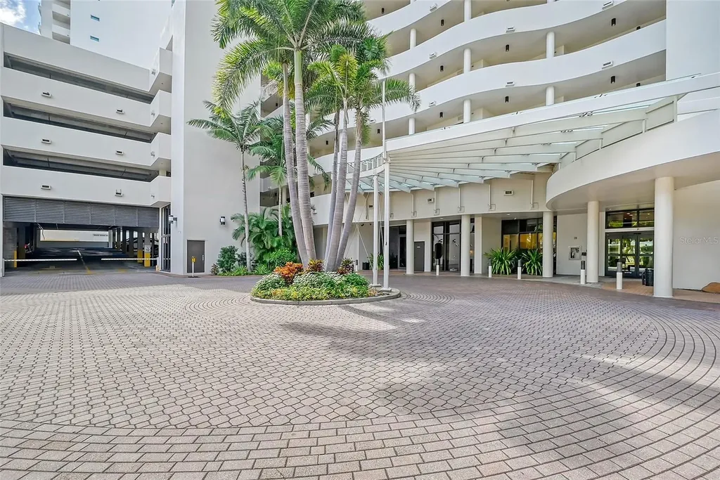 1255 N Gulfstream Avenue Sarasota FL 34236