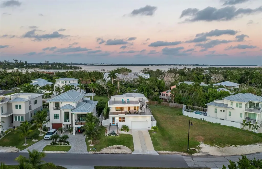 6810 Longboat Drive S Longboat Key FL 34228