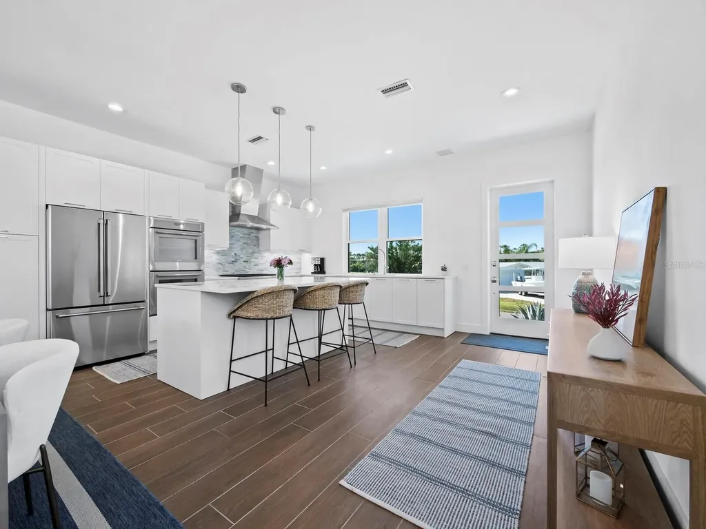 6810 Longboat Drive S Longboat Key FL 34228