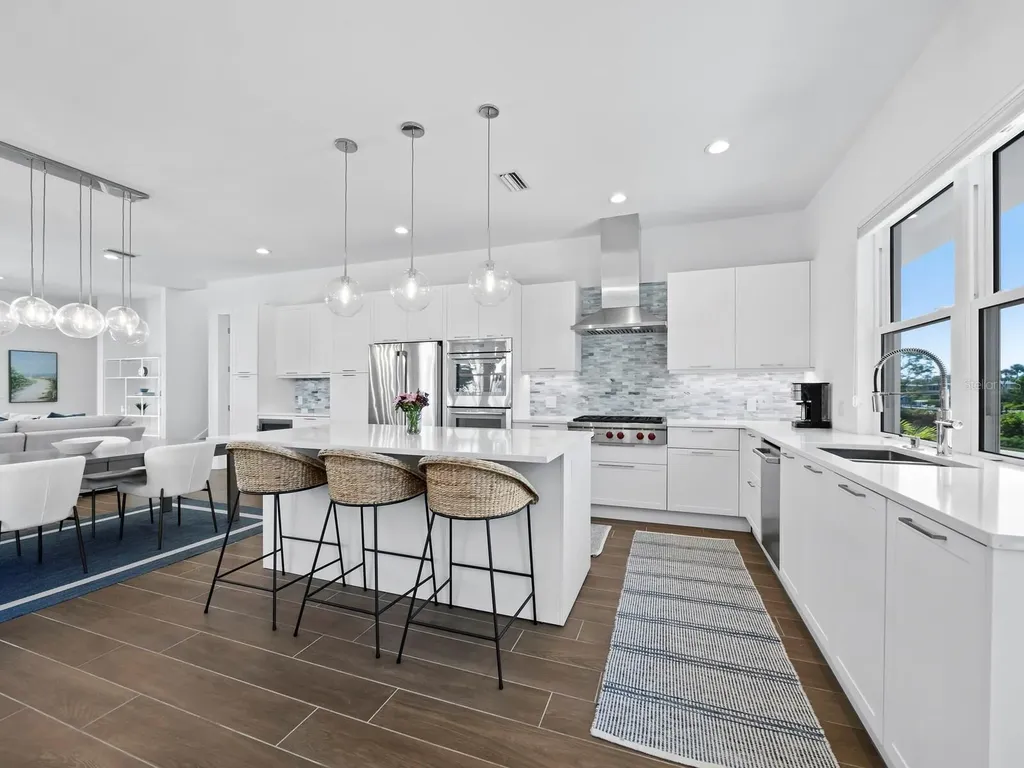 6810 Longboat Drive S Longboat Key FL 34228