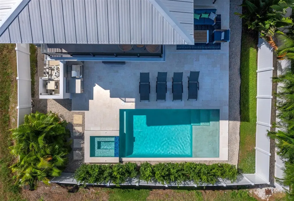 6810 Longboat Drive S Longboat Key FL 34228
