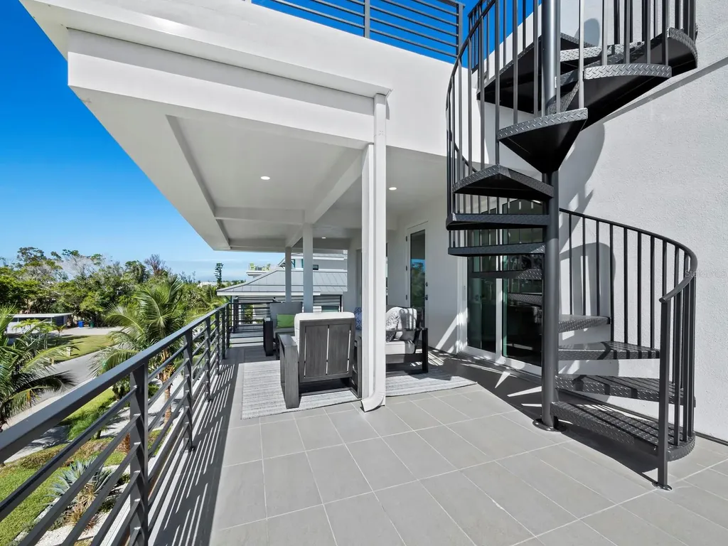 6810 Longboat Drive S Longboat Key FL 34228