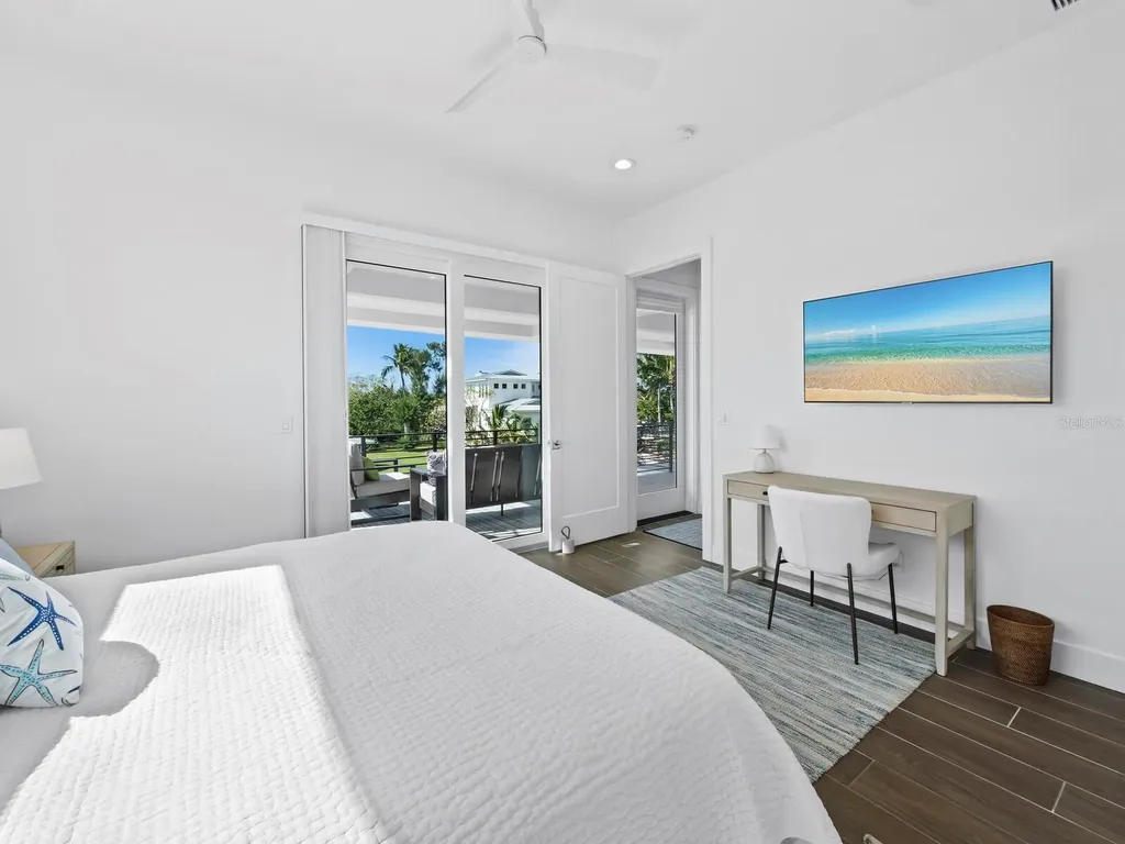 6810 Longboat Drive S Longboat Key FL 34228