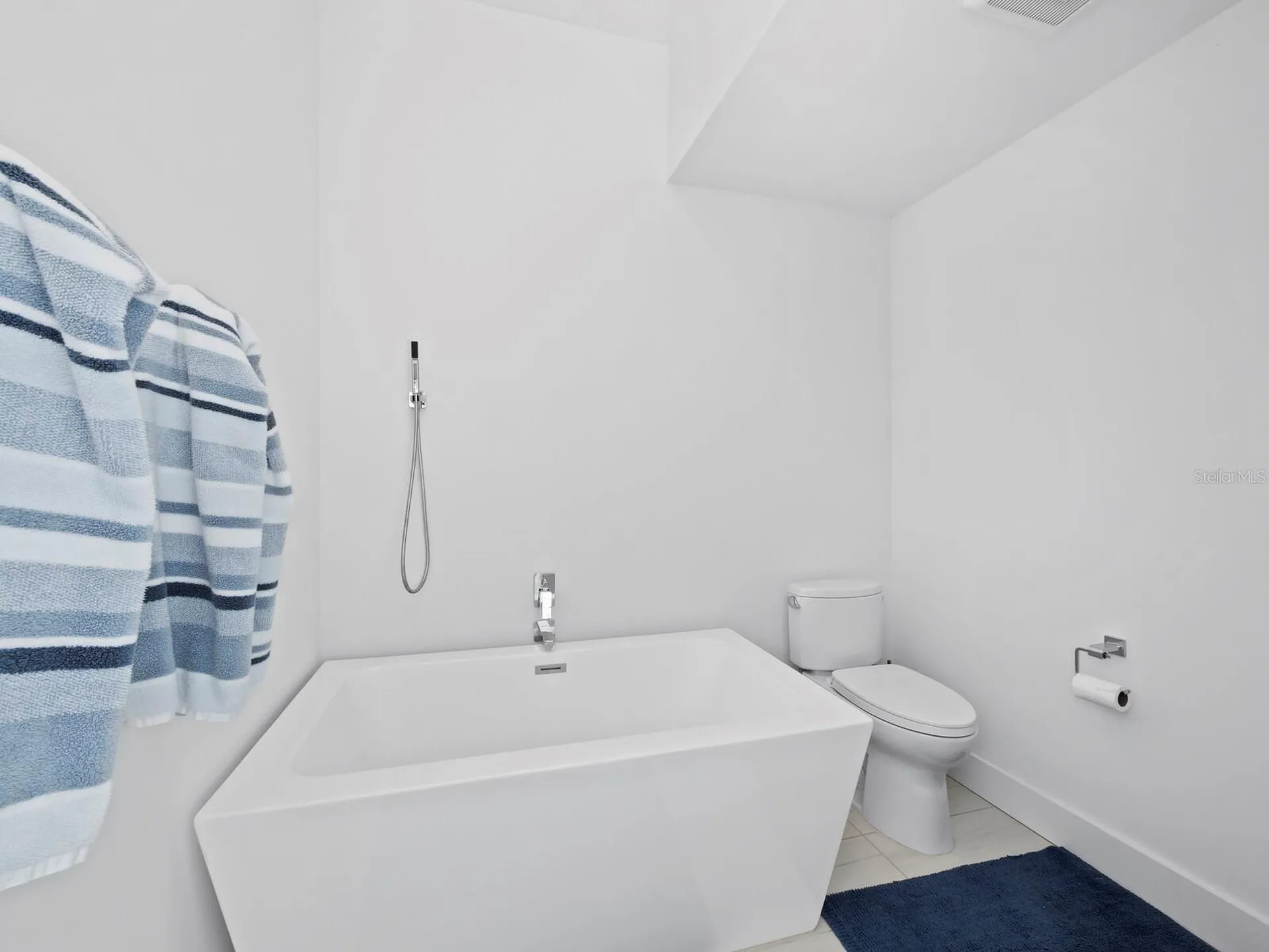 6810 Longboat Drive S Longboat Key FL 34228