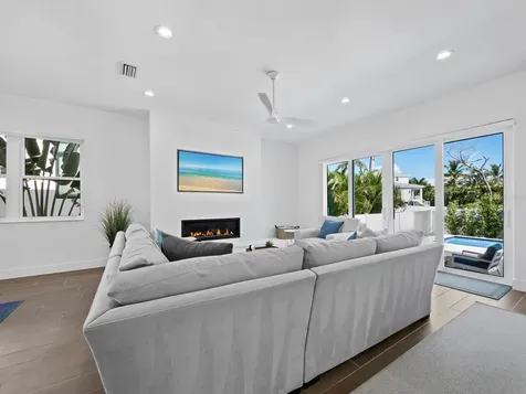6810 Longboat Drive S Longboat Key FL 34228