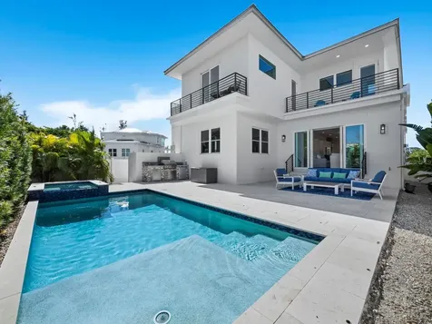 6810 Longboat Drive S Longboat Key FL 34228