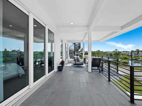 6810 Longboat Drive S Longboat Key FL 34228