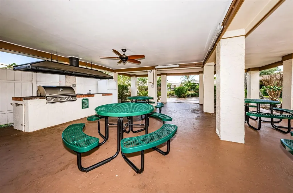 5501 80th Street N St Petersburg FL 33709