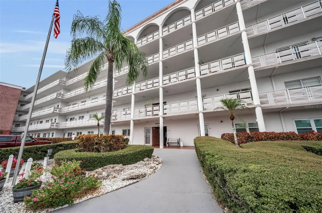5501 80th Street N St Petersburg FL 33709